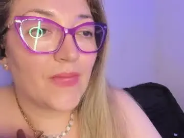 Chaturbate Live Sex of naty__mature_