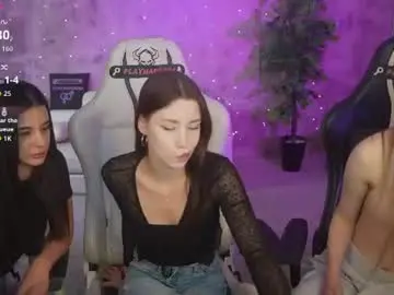 Chaturbate Free Porn Cam of bright_diamonds_054