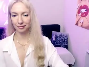 Chaturbate Adult Video Chat of cute_smile_shy