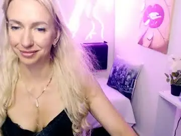 Chaturbate Watch Live Sex Cams of cute_smile_shy