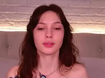 Chaturbate Live Sex Cam of mili_joy