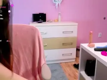 Chaturbate Best live sex cam show of bratty_bun