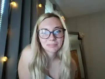 Chaturbate Live Sex Cam of josiexmae