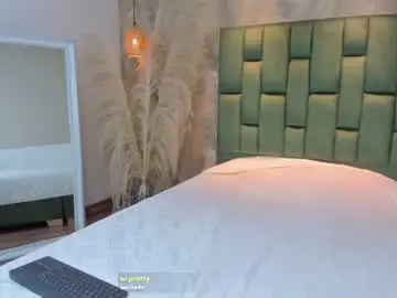 Chaturbate Adult Webcam of emily_rosee__
