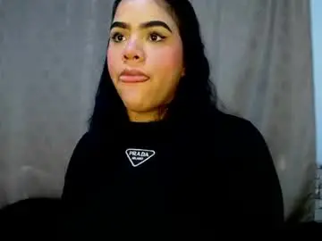 Chaturbate Live Sex Cam of honeypussy3021