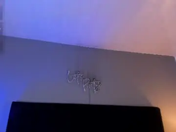 Chaturbate Private Sex Chat of isaxcurves