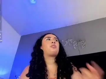 Chaturbate Private Sex Chat of isaxcurves