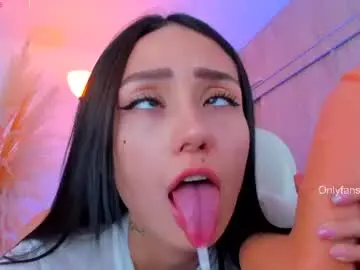 Chaturbate Live Sex Cam of miss_nii