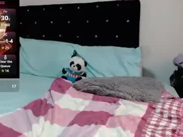 Chaturbate Live Sex Cam of sonialatin69