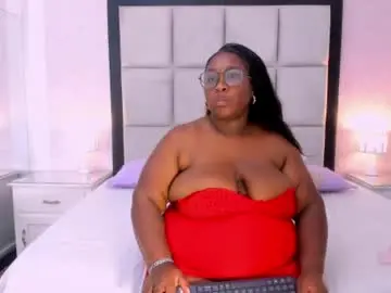 Chaturbate Free Porn Cam of treisyvixen