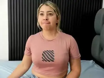 Chaturbate Free Porn Cam of celestefoxx01