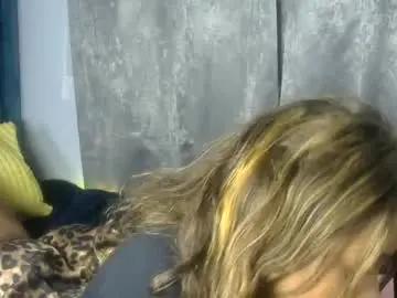 Chaturbate Free Live Porn of sexy_pigeon
