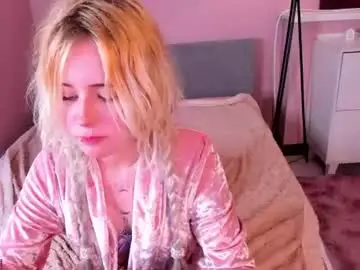 Chaturbate Best live sex cam show of kiki_peach