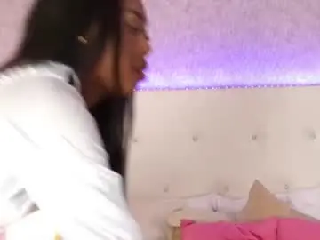Chaturbate Best live sex cam show of thianalopez