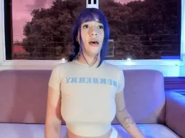 Chaturbate Live Sex Cam of reiayanamy