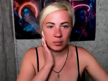 Chaturbate Adult Video Chat of alinafrey_