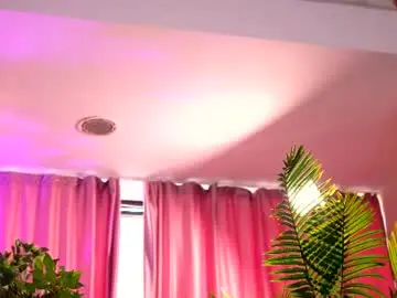 Chaturbate Free Porn Cam of lalaroze