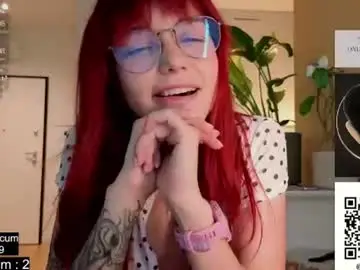 Chaturbate Live Sex Cam of oooops__