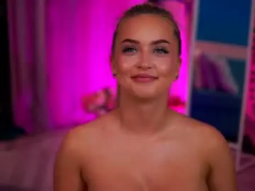 Chaturbate Best live sex cam show of elyssawetxx