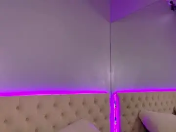 Chaturbate Live Sex Cam of stacy_moorexx