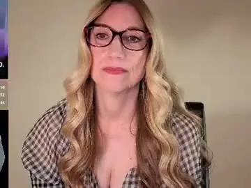 Chaturbate Live Sex Cam of wynfreya