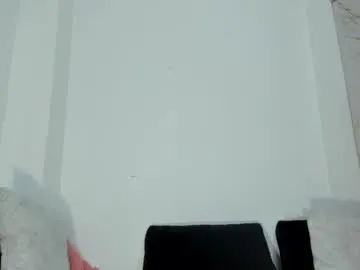Chaturbate Live Sex Cam of mila_rose1