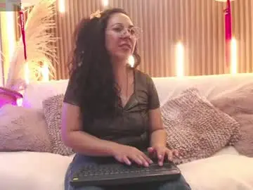 Chaturbate Adult Webcam of velvet_curly