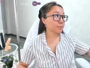 Chaturbate Watch Live Sex Cams of vivien_montclair