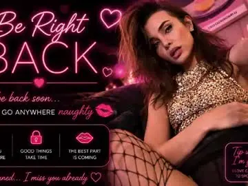 Chaturbate Live Sex Cam of ophelia_blue