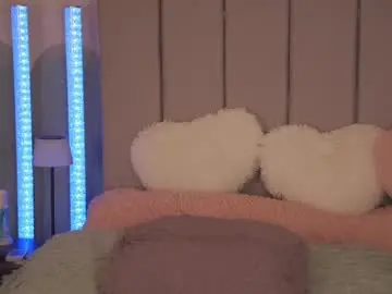 Chaturbate Live Sex Cam of vickysecret96