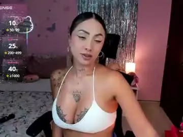 Chaturbate Live Sex Cam of kiarielle
