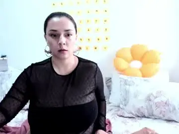 Chaturbate Adult Video Chat of suzygamingfairy