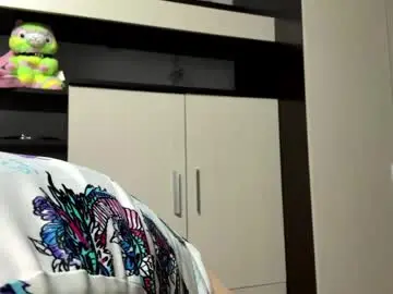 Chaturbate Live Sex Cam of nikatyan