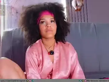 Chaturbate Adult Webcam of serena_sex31