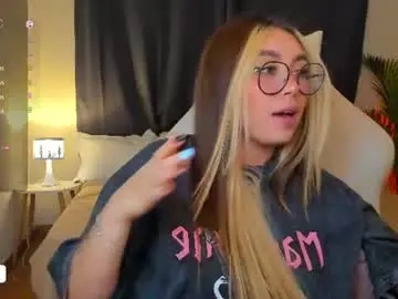 Chaturbate Sex Chat of dakottaa__