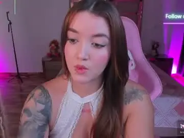 Chaturbate Live Sex Cam of lunna_roosee