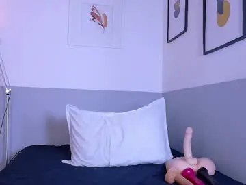 Chaturbate Nude Webcam of cutepetitee