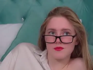Chaturbate Watch Live Sex Cams of lexireadway