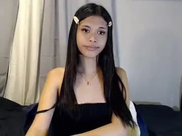 Chaturbate Live Sex Cam of anok_yaii