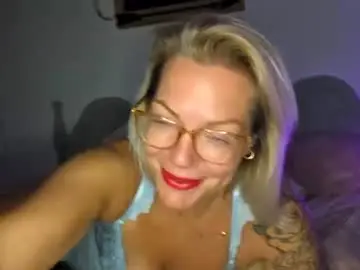 Chaturbate Watch Live Sex Cams of yogimilflover
