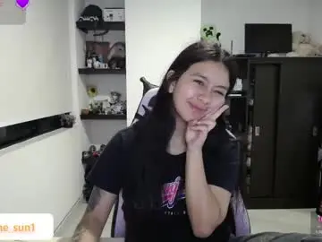 Chaturbate Live Sex Cam of elaine_sun