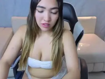 Chaturbate Live Sex Cam of xanthe_tx
