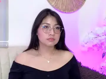 Chaturbate Watch Live Sex Cams of michellnight_