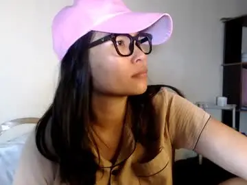 Chaturbate Adult Video Chat of whisperinrain