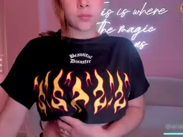 Chaturbate Live Sex Cam of ariananova