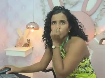 Chaturbate Private Sex Chat of horny_curlss