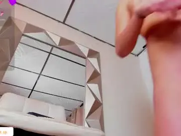 Chaturbate Sex Chat of mia_scarlet69