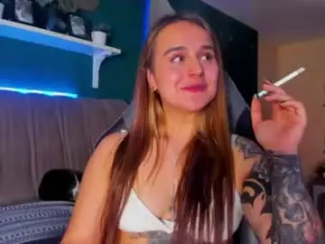 Chaturbate Adult Video Chat of evy_orange1