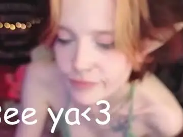 Chaturbate Live Sex Cam of tati_crackling