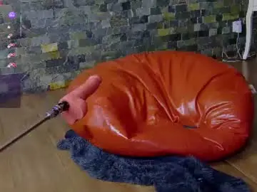 Chaturbate Free Porn Cam of selensummer